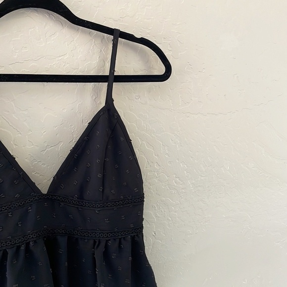 SHEIN‎ Textured Black Tank - Picture 4 of 7